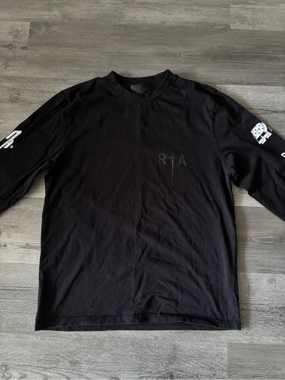 RtA Black Long Sleeve Graphic Logo Tee
